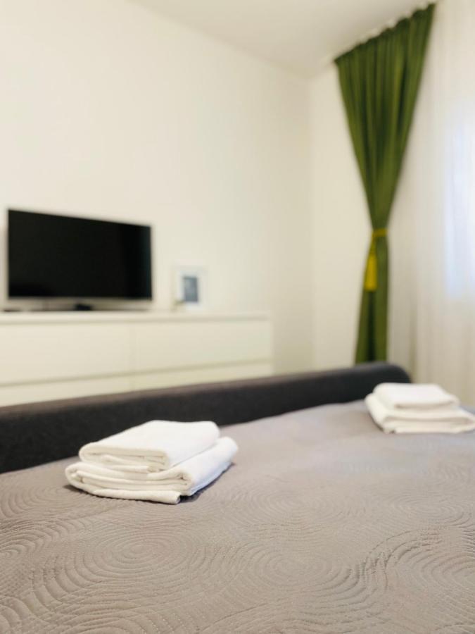 Av Apartment Turda Zewnętrze zdjęcie